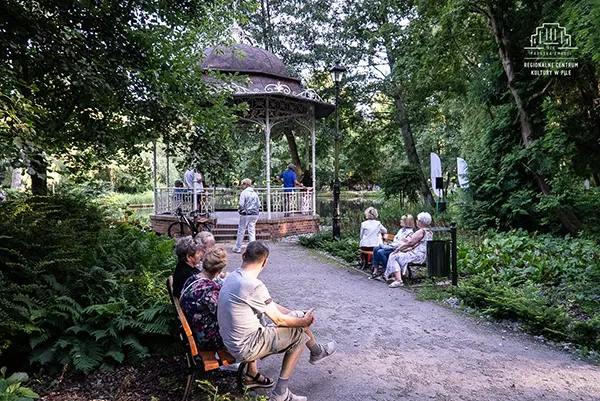 parkowe spotkania